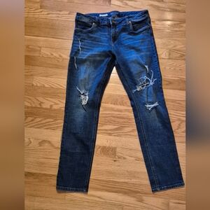 Kut From The Kloth Women's Size 10 Distressed Boyfriend Fit Jeans EUC